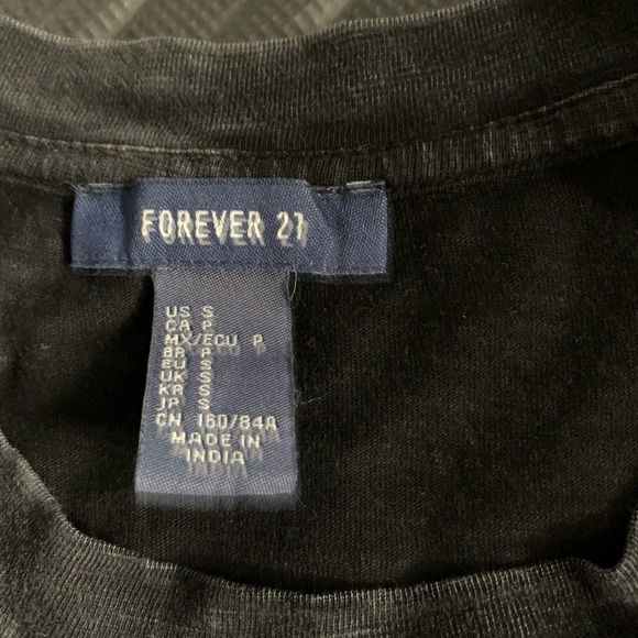 forever 21 distressed short sleeve graphic tee size small - Picture 2 of 3